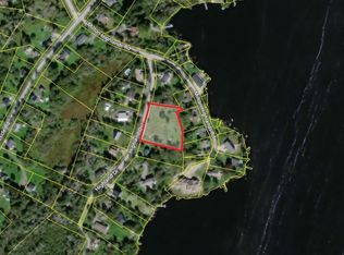 Highland Dr, Yarmouth, NS B5A