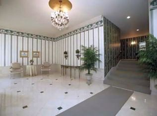 534 W Startford Pl, Chicago, IL 60657