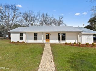 5905 Lochness Cir, Ocean Springs, MS 39564