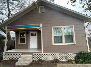 522 6th St, Comfort, TX 78013