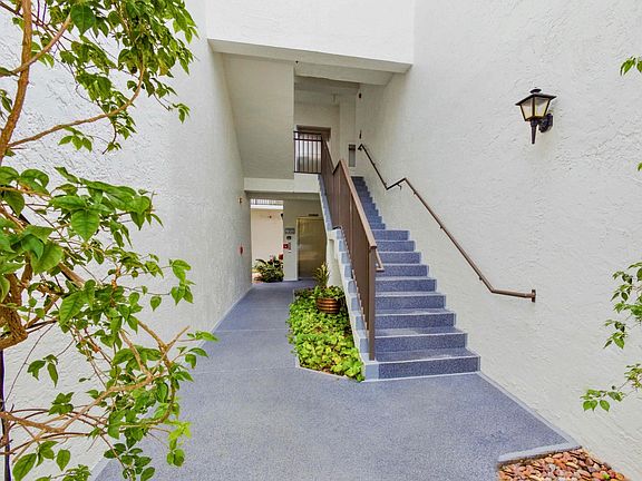 5th image of 5265 Brisata Circle #P