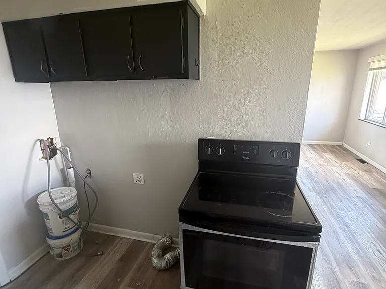 2628 Saint Charles Ave #2 — Photo 5
