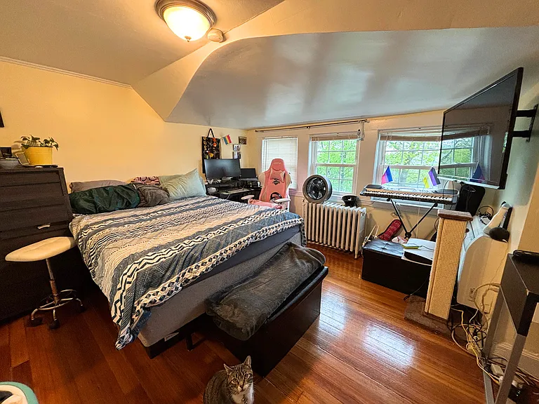 48 Bellevue St #3 — Photo 9