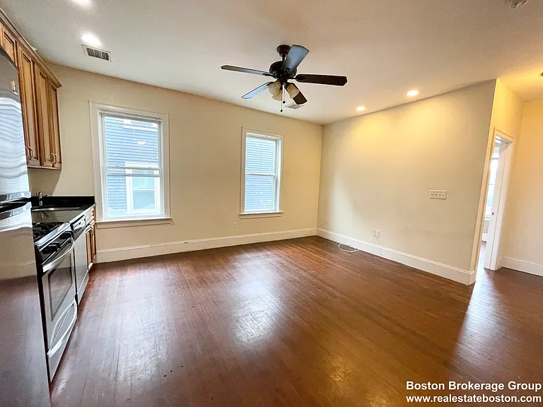 178 Hillside St #2 — Photo 9