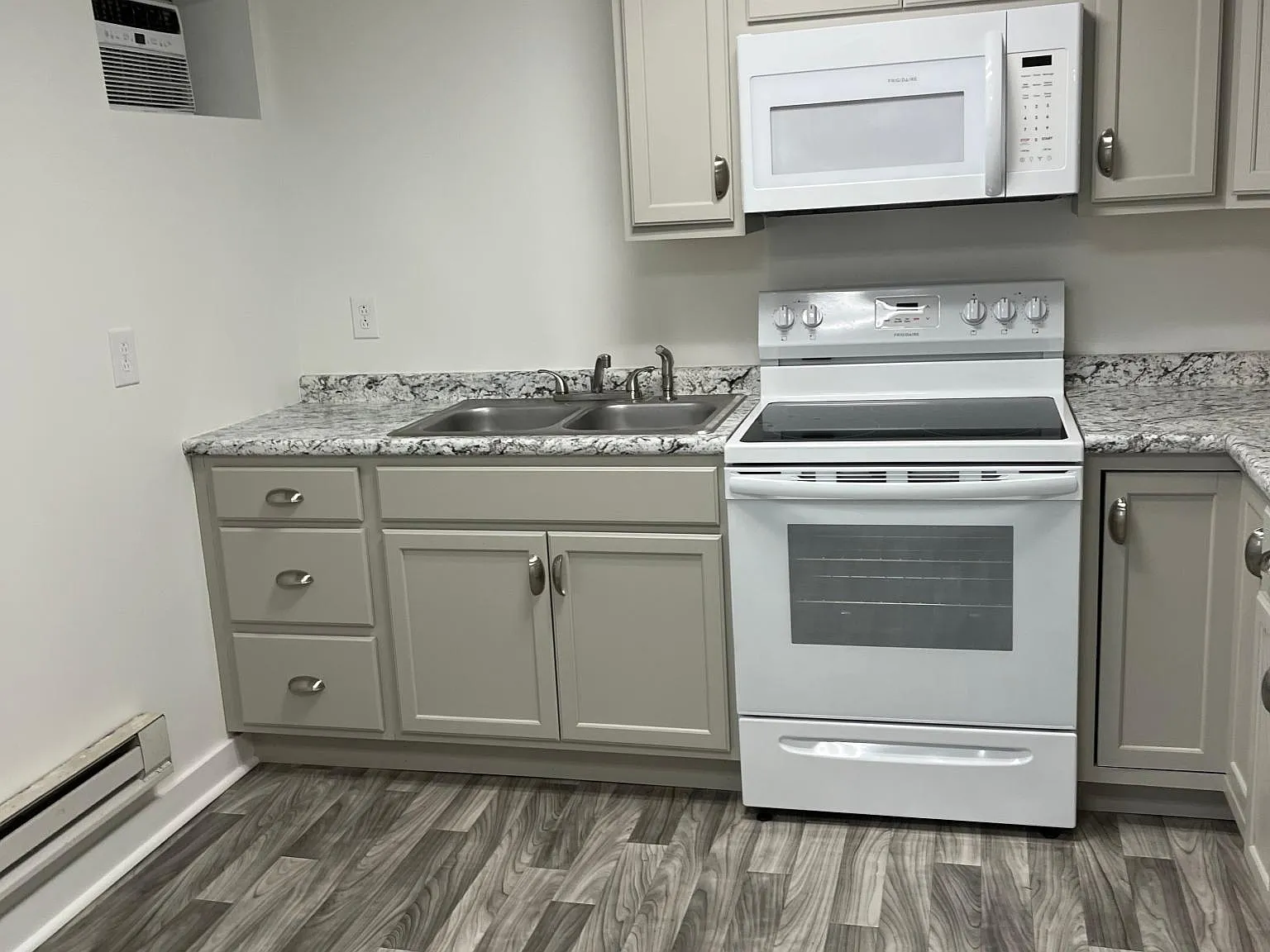 1 bed, $625 — Photo 2