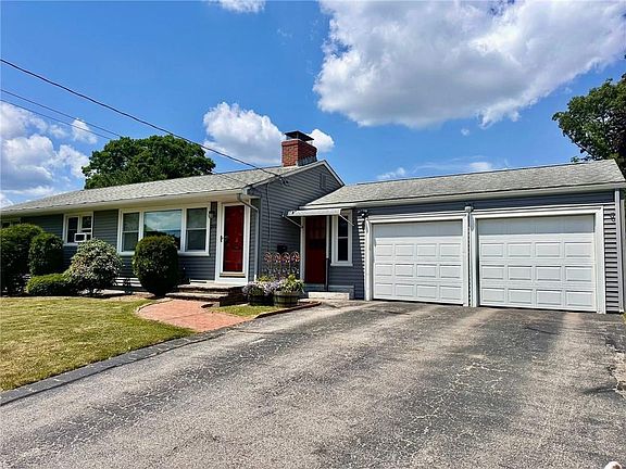 2nd image of 203 Garden Hills Dr