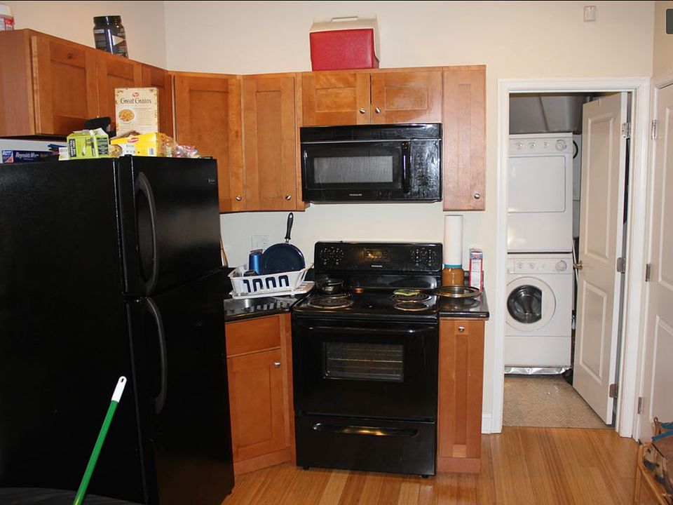 2nd image of 1719 W Montgomery Ave #2A