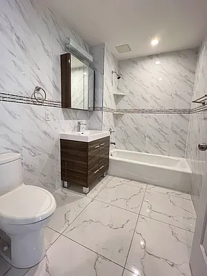 Rented by Apple Realty Group Corp | media 14