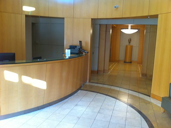 Secured lobby with 24x7 security