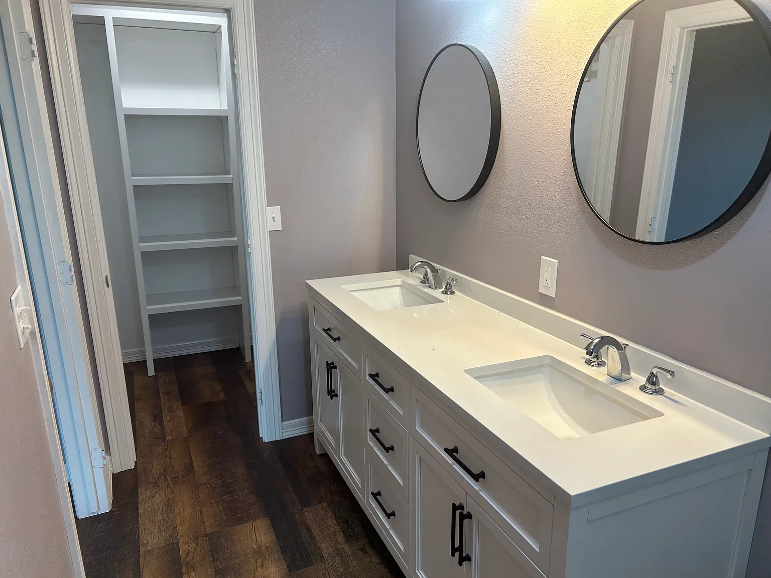 2 bed, 1500 sqft, $2,100 — Photo 3