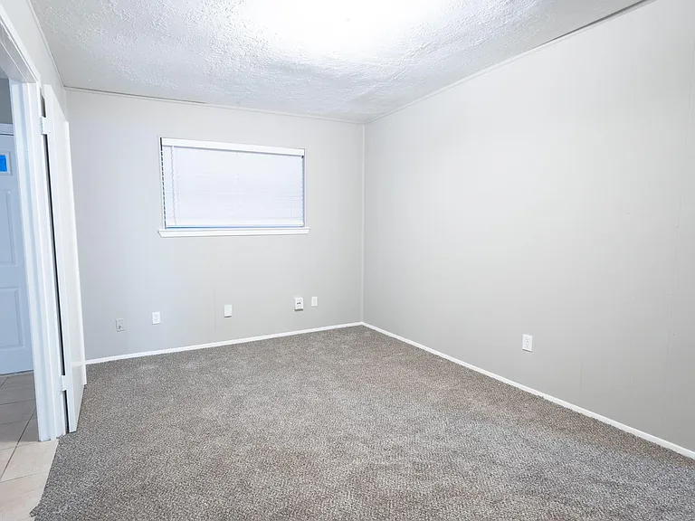 6542 Bridgegate Dr — Photo 15