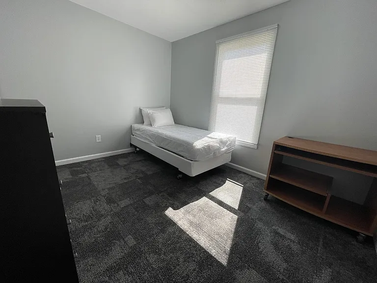 312 Stone Dr #D — Photo 7