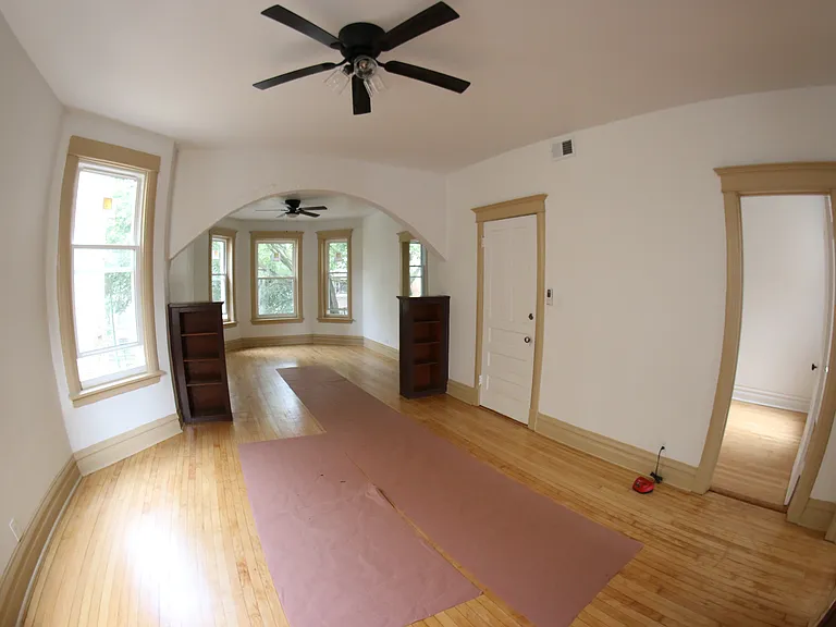 2828 N Albany Ave #1 — Photo 8