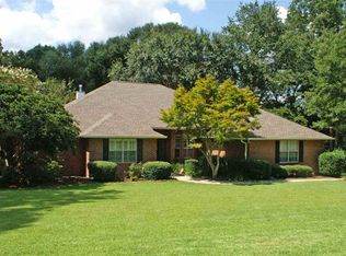 2104 Crestdale Dr, Tallahassee, FL 32308
