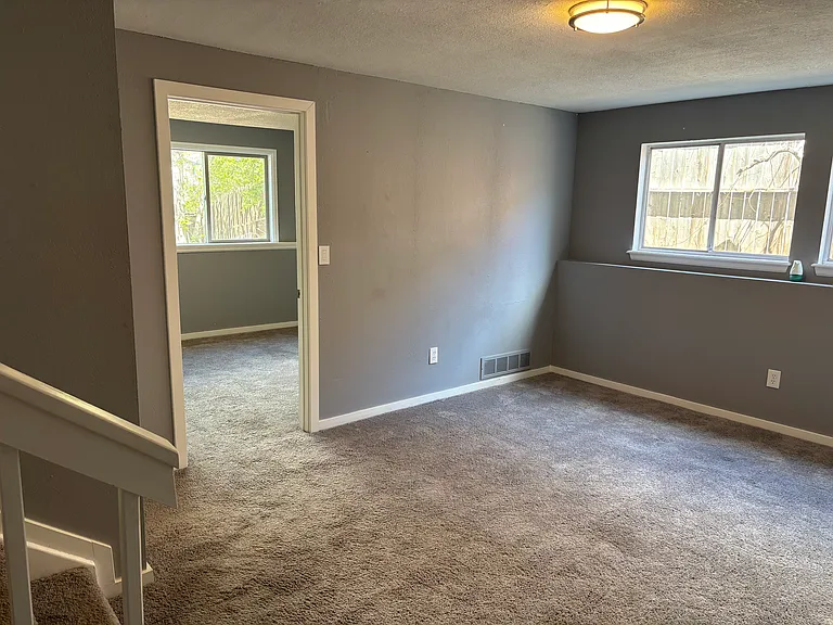 3613 S Olathe St — Photo 12