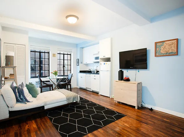 45 Tudor City Place image 1 of 5