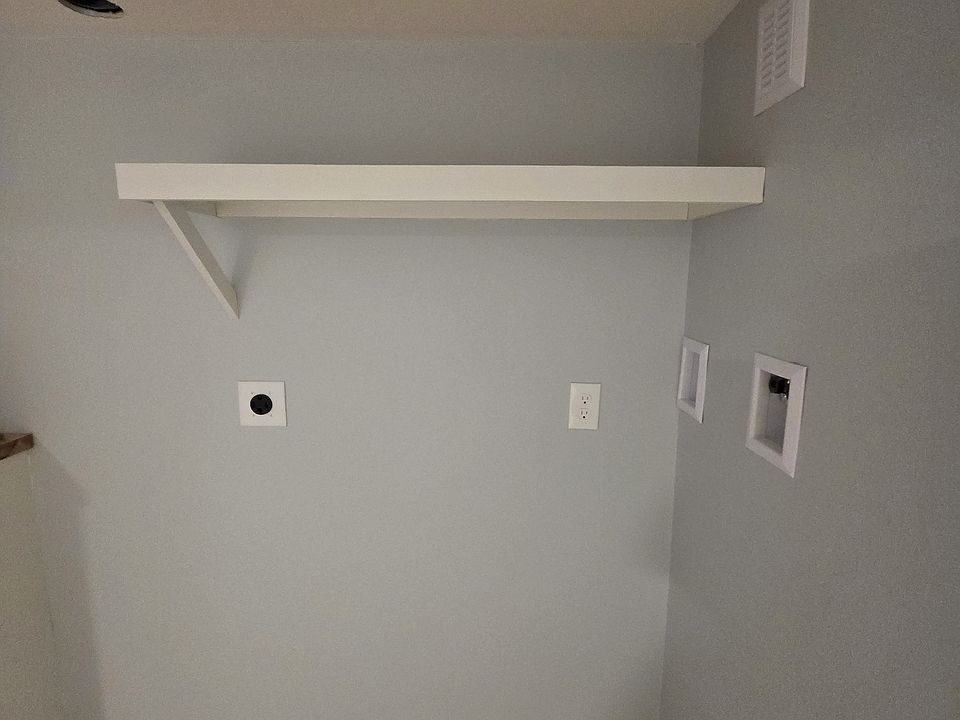Space for washer/dryer hook up