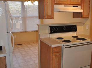 7515 Timbercreek Ct, Portage, MI 49024