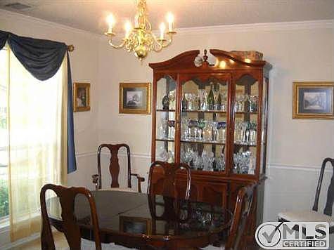 4th image of 2068 Candlewood Cir
