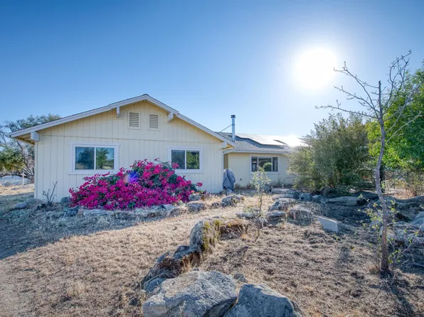 24620 Auberry Rd, Clovis, CA 93619