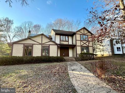 35 E Red Oak Dr, Voorhees, NJ, 08043