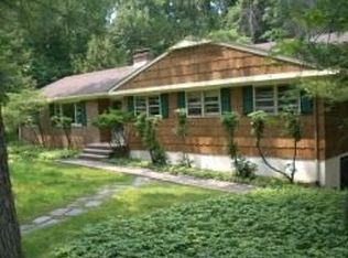 15 Red Hill Rd, Warren, NJ 07059