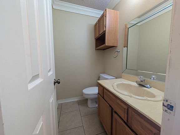 3rd image of 6232-6234 Sandlin Ave #6236