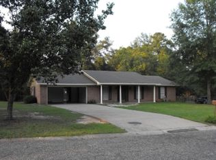 505 Pinewood Dr SE, Magee, MS 39111