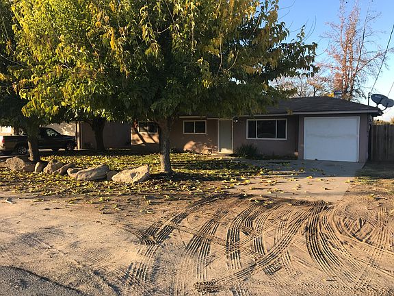 2nd image of 8798 E Dinuba Ave