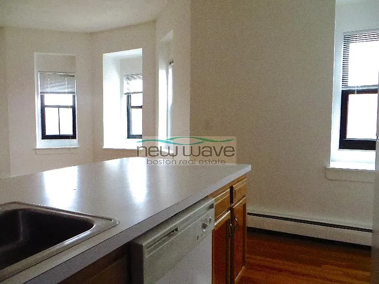 12 Columbus Sq #6 — Photo 6