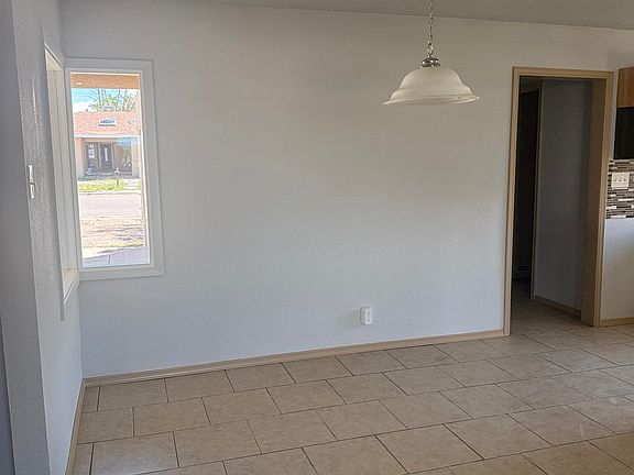 5th image of 1801 Dewey Ln
