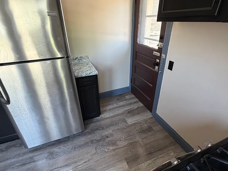302 Cory Ave #2 — Photo 16