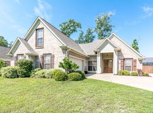 1891 Sparrow Rdg, Haughton, LA 71037