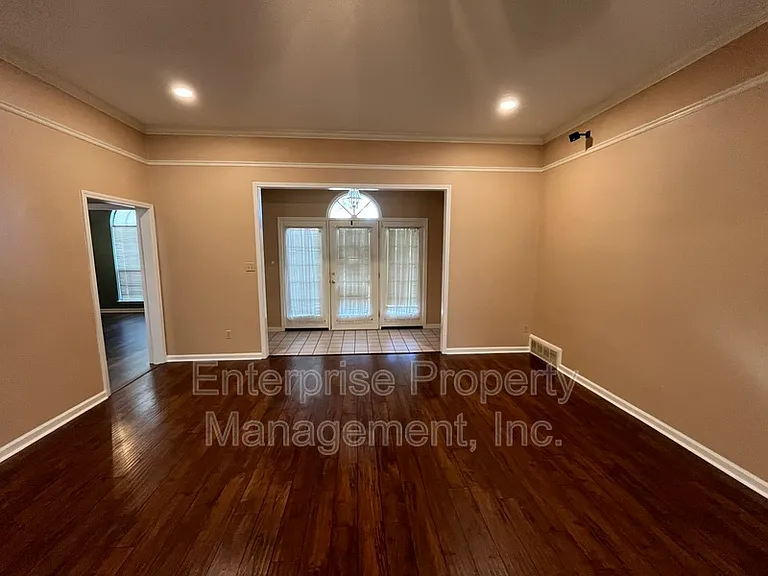 384 Walnut Trace Dr — Photo 6