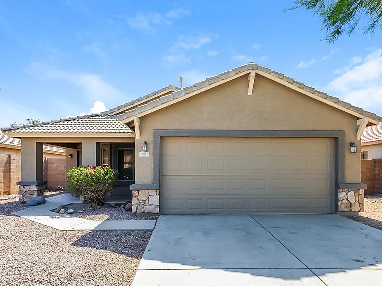14417 N Gil Balcome — Photo 1