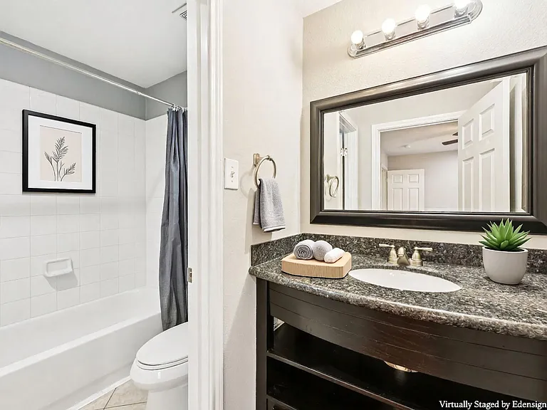1405 Bailey St — Photo 21