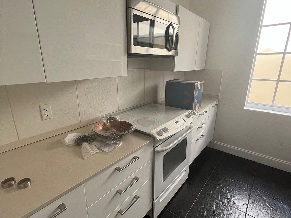 1st image of 1510 Meridian Ave #10