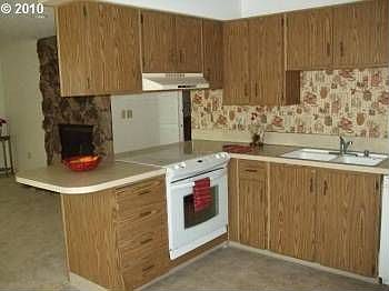 4th image of 13100 NW 8th Ave #3B