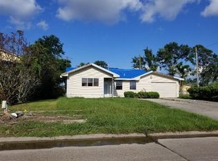 2729 General Vandenburg St, Lake Charles, LA 70615