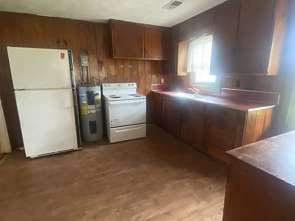 2nd image of 1360 Hornbrook St