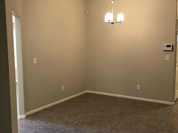 3rd image of 313 New Hope Dr
