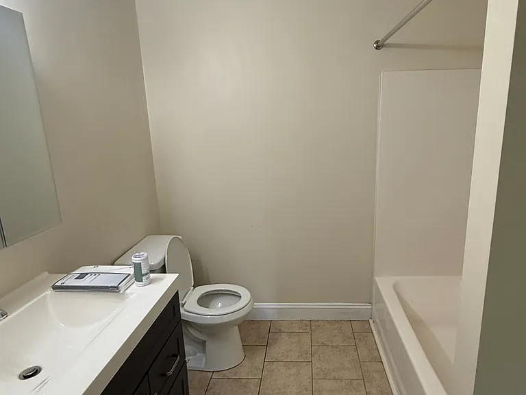 18 Northland Rd #2 — Photo 11