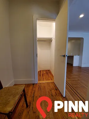 Rented by Pinn Realty | media 8