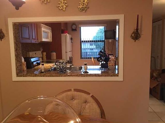 5th image of 10120 Sunrise Lakes Blvd APT 303