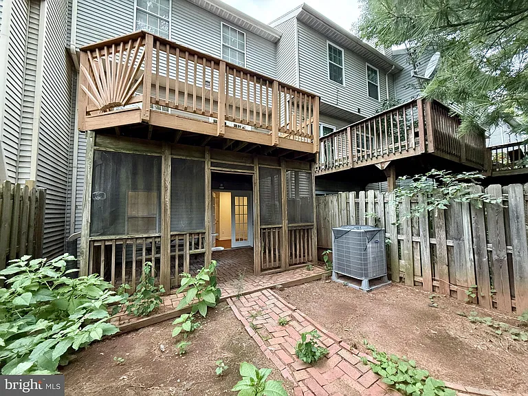17 Tall Oaks Ct — Photo 25