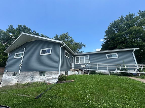 4th image of 1217 S College Ave