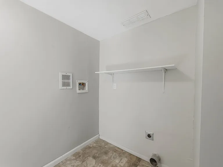 6 Wade St — Photo 16