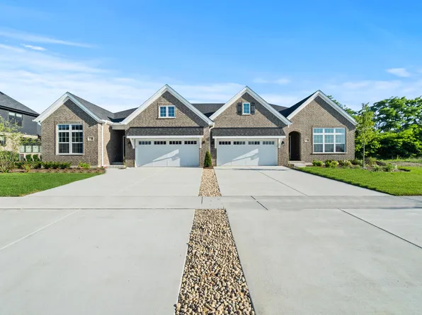 16590 Kayla Dr, Lemont, IL 60439