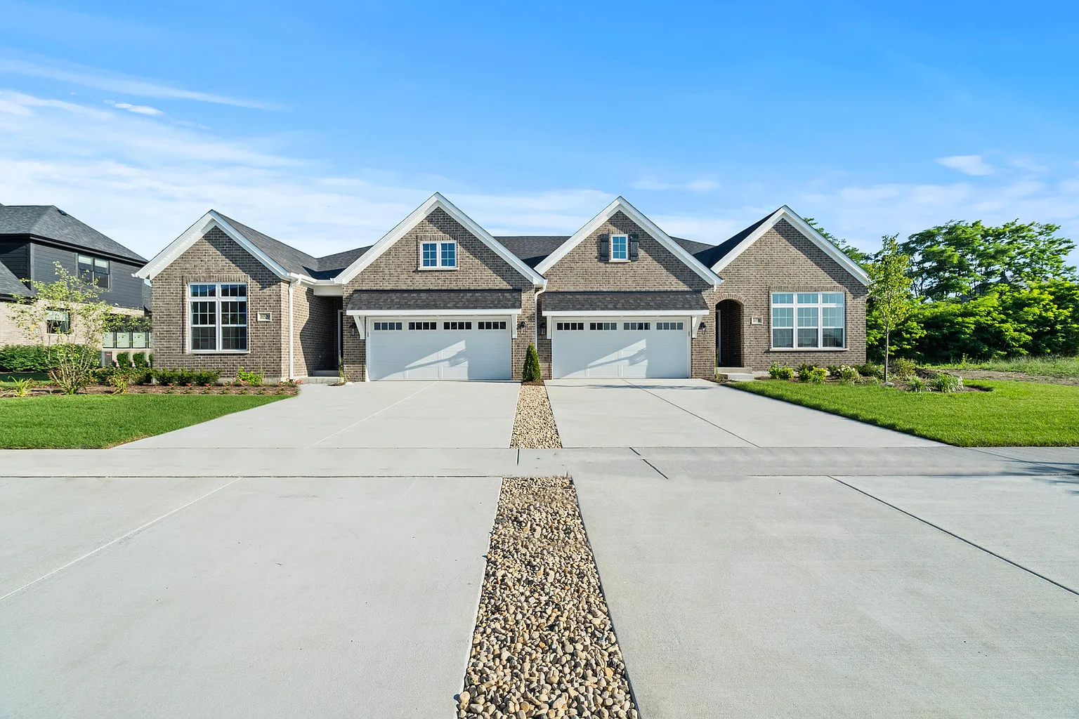 16590 Kayla Dr photo 1
