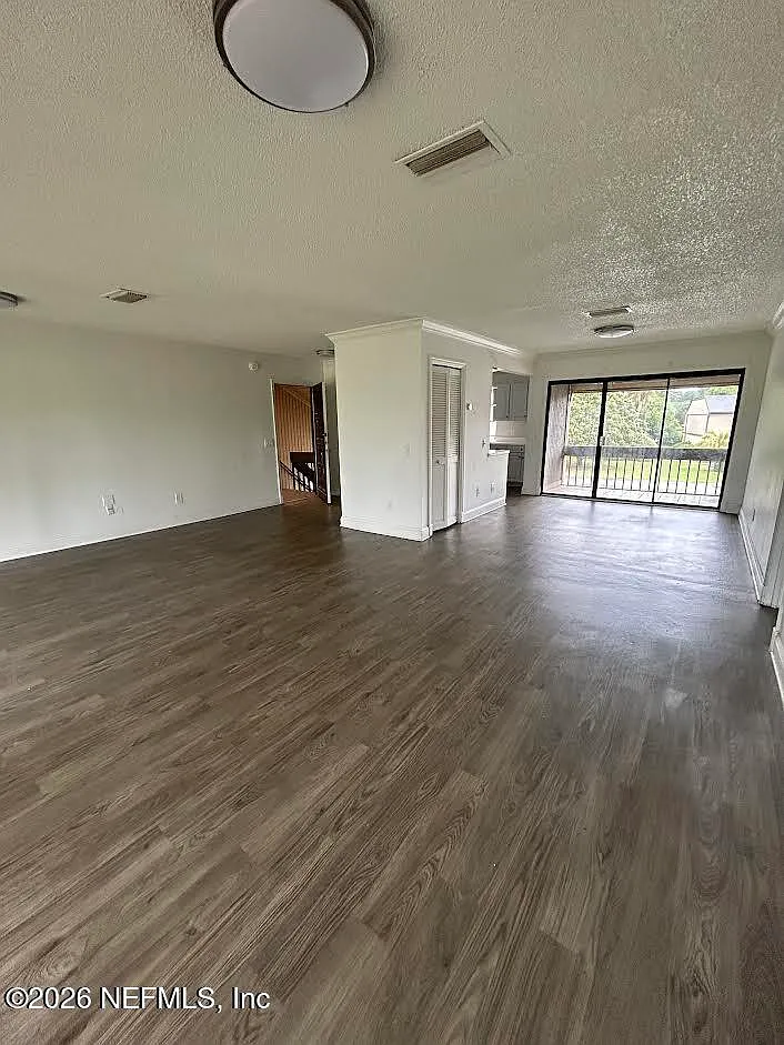 Photo 2 of 13 - 7616 Las Palmas Way #171 - Jacksonville, FL Building Photo - 7616 Las Palmas Way #171